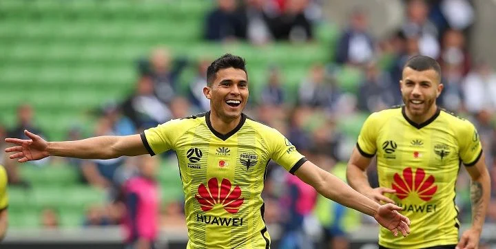 Веллингтон Феникс - Брисбен Роар