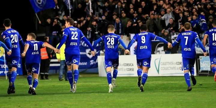 Бастия - Кретей