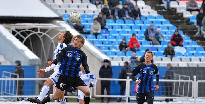 Шинник - Томь Шинник - Томь