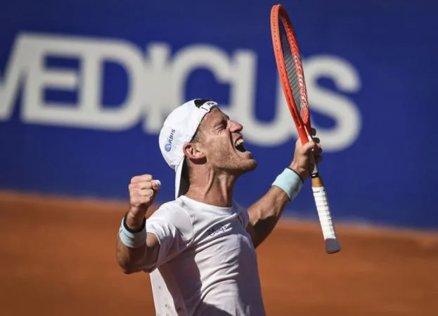 Диего Шварцман - Адриан Маннарино