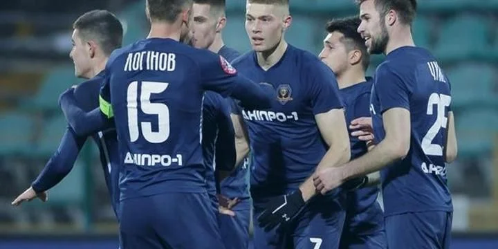 Днепр-1 - Львов Днепр-1 - Львов