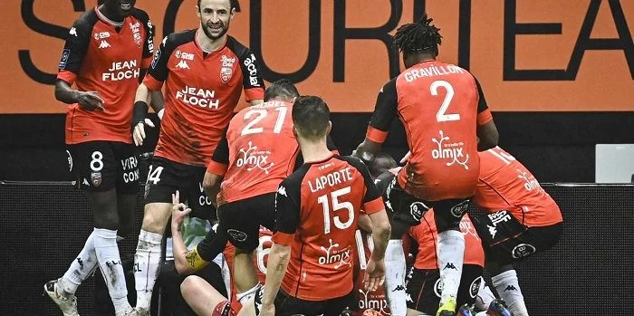 Лорьян - Брест