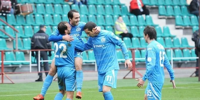 Динамо Мн - Слуцк