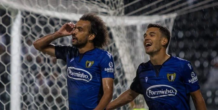 Фамаликан - Пасуш де Феррейра Фамаликан - Пасуш де Феррейра