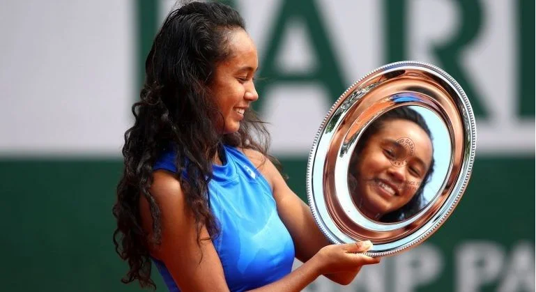 Чжан Шуай - Лейла Фернандес