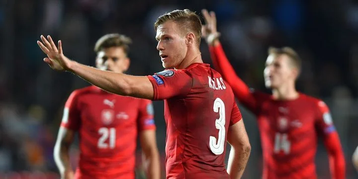 Персеполис - Аль-Вехда Персеполис - Аль-Вехда