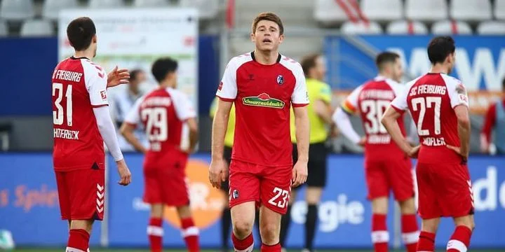 Фрайбург - Шальке