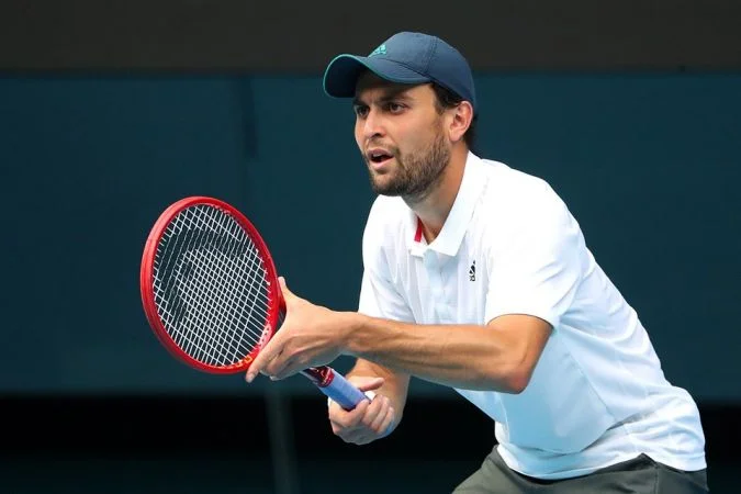 Аслан Карацев - Альяж Бедене Аслан Карацев - Альяж Бедене