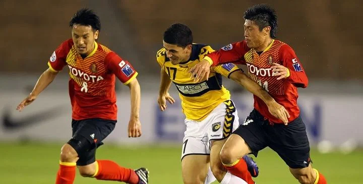 Нагоя - Гамба Осака