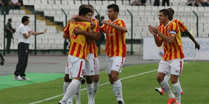 Акрон Тольятти - Алания Владикавказ Акрон Тольятти - Алания Владикавказ