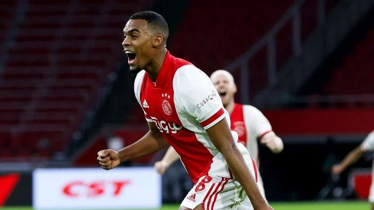 Аякс - Эммен