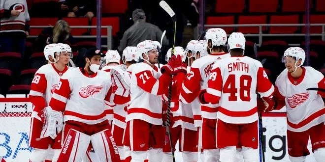 Детройт - Тампа