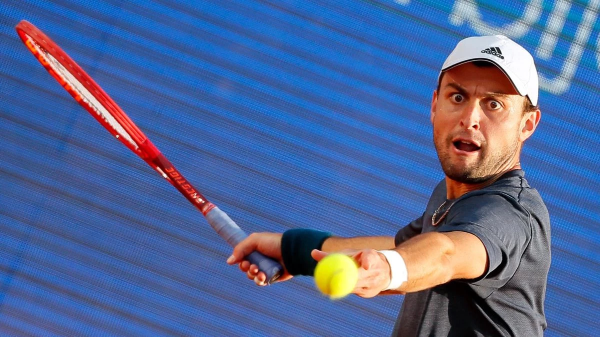 Уго Умбер - Аслан Карацев. Прогноз на матч ATP Мадрид (3 мая 2021 года)
