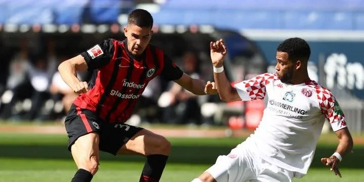 Шальке - Айнтрахт Фр