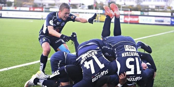 Кристиансунн - Стрёмсгодсет Кристиансунн - Стрёмсгодсет