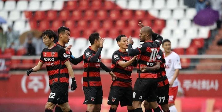 Асан - Пхохан Стилерс Асан - Пхохан Стилерс