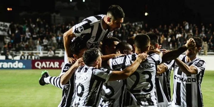 Рентистас - Монтевидео Уондерерс