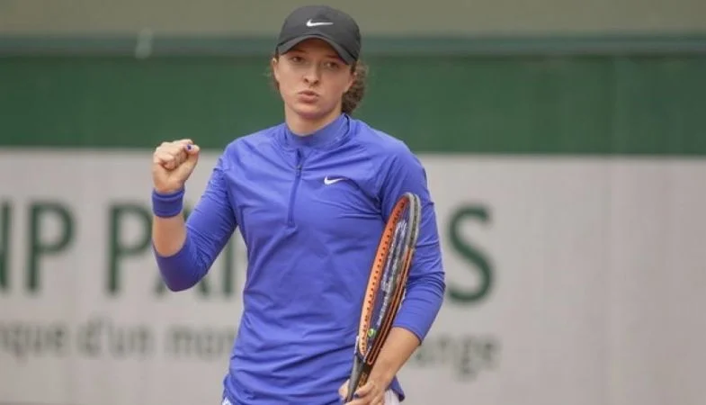 Кайя Йуван - Ига Швентек