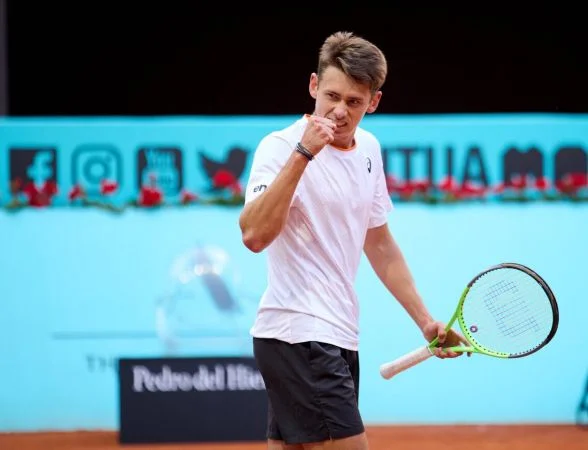 Алекс Де Минаур - Стефано Травалья