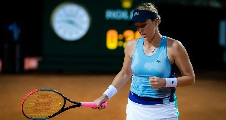 Анастасия Павлюченкова - Айла Томлянович Анастасия Павлюченкова - Айла Томлянович