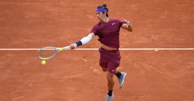 Йосихито Нисиока - Лоренцо Музетти