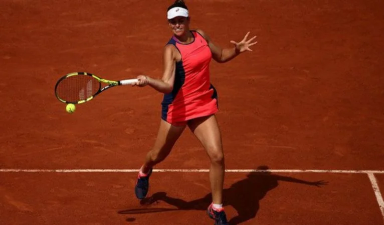 Кори Гауфф - Дженнифер Брэди