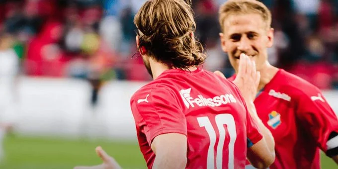 Эстер - Норрбю Бурос