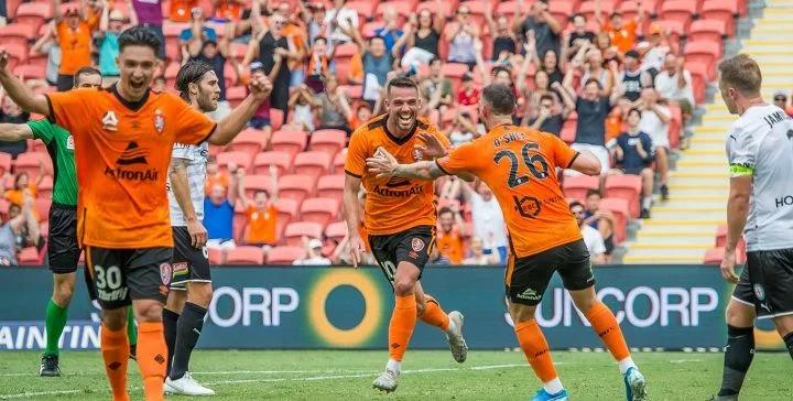 Брисбен Роар - Аделаида Юнайтед