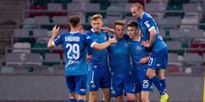 Спутник Речица - Динамо Мн