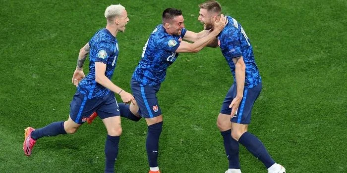 Словакия - Испания