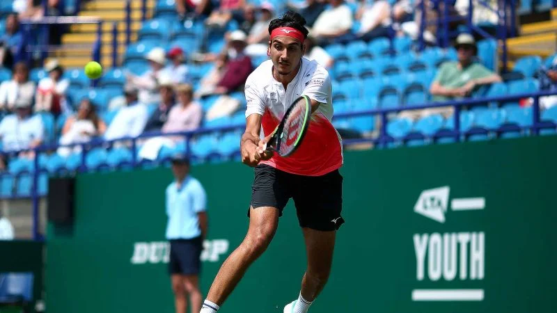 Макс Пёрселл - Лоренцо Сонего