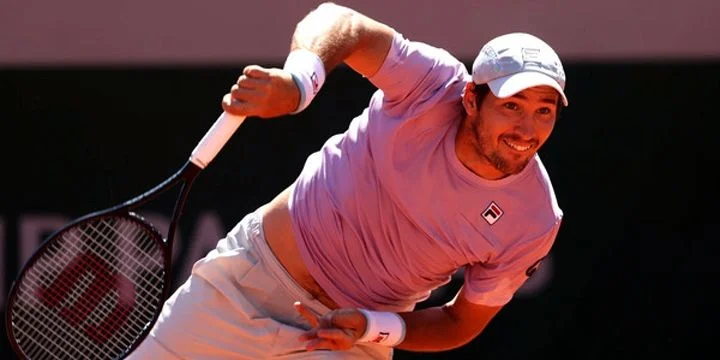 Душан Лайович - Жиль Симон Душан Лайович - Жиль Симон