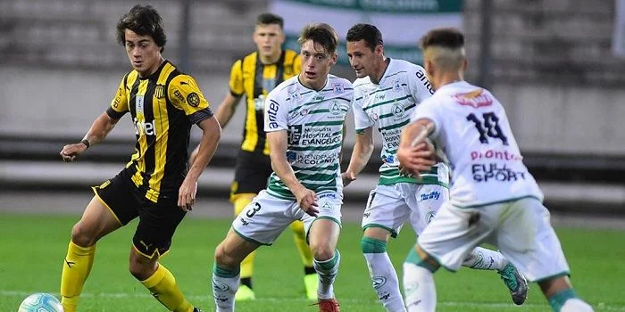 Пласа Колония - Серро-Ларго