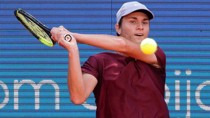 Миомир Кечманович - Роберто Баутиста